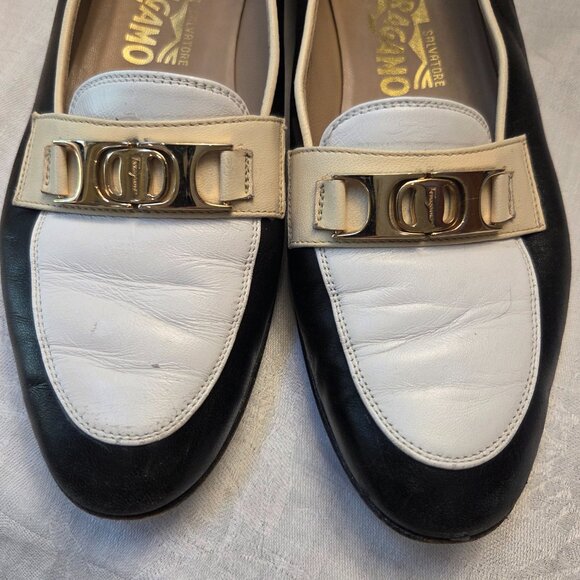 Ferragamo 3 tone flats brass buckle - Picture 2 of 14